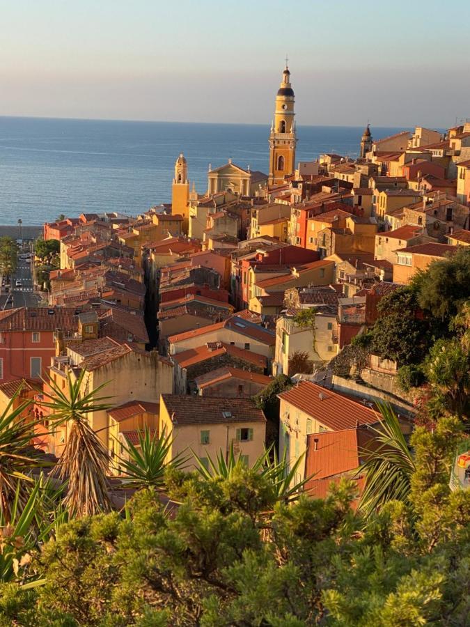 Villa L'Ensoleillee Vue Panoramique Mer, 250 M De La Plage Et Du Centre Ville ม็องตง ภายนอก รูปภาพ