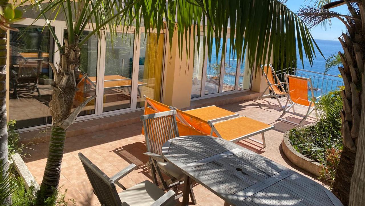 Villa L'Ensoleillee Vue Panoramique Mer, 250 M De La Plage Et Du Centre Ville ม็องตง ภายนอก รูปภาพ