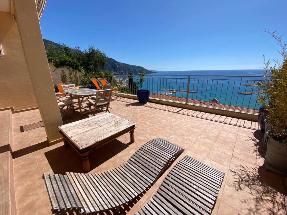 Villa L'Ensoleillee Vue Panoramique Mer, 250 M De La Plage Et Du Centre Ville ม็องตง ภายนอก รูปภาพ